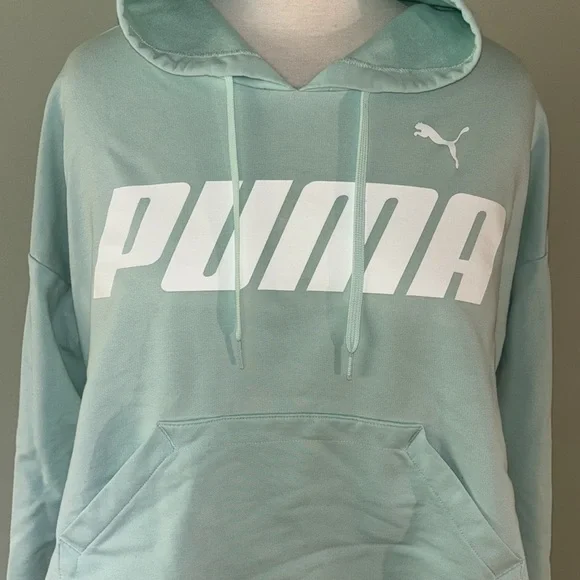 PUMA light green cropped hoodie with slit women size medium - Picture 2 of 2